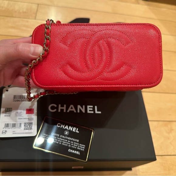 Chanel classic mini vanity with chain. Bright red color, caviar leather - Picture 3 of 14